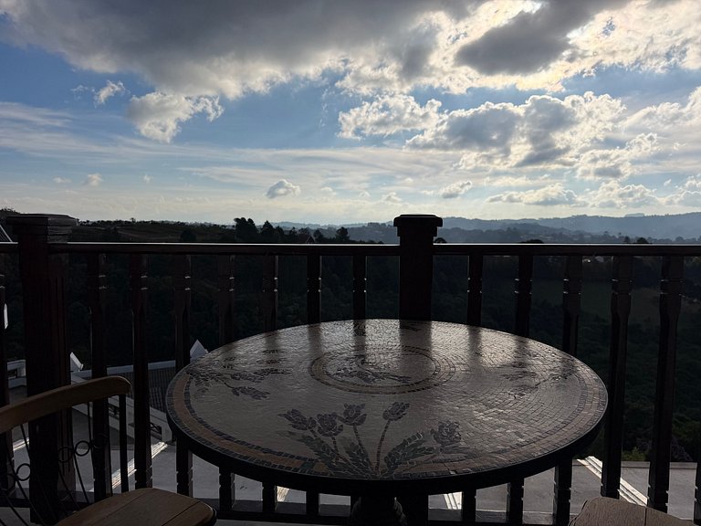 Apartment with sunset view at Home Green Home