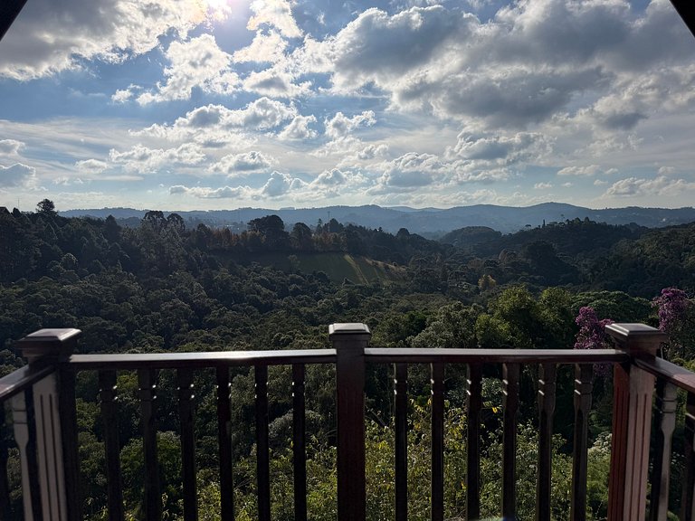 Charming duplex retreat with a view