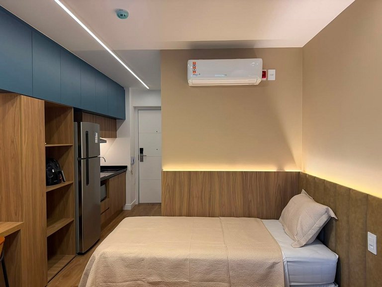 Estudio Vila Madalena • Air acondicionado y cocina