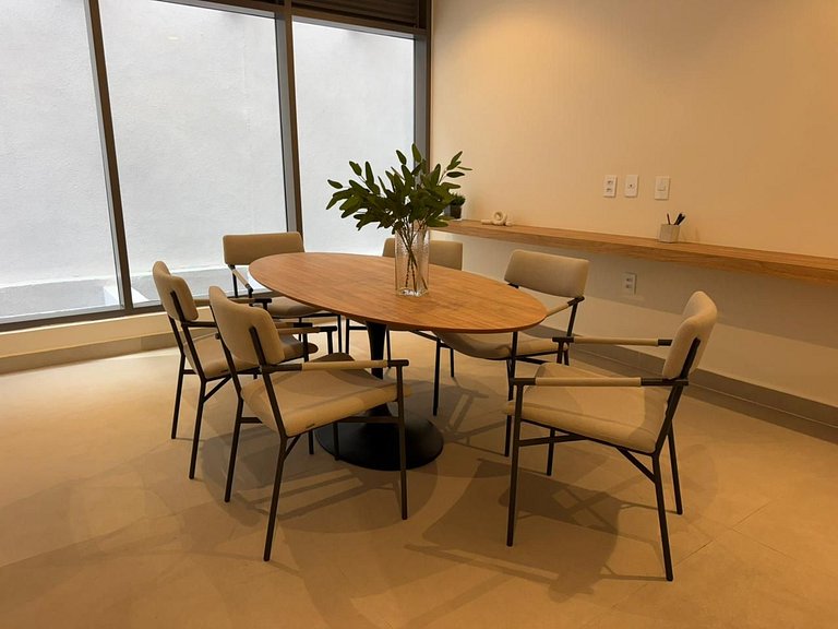 Estudio a 100 m del Metro Vila Madalena