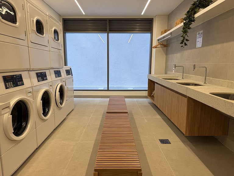 Studio with modern decor • Vila Madalena